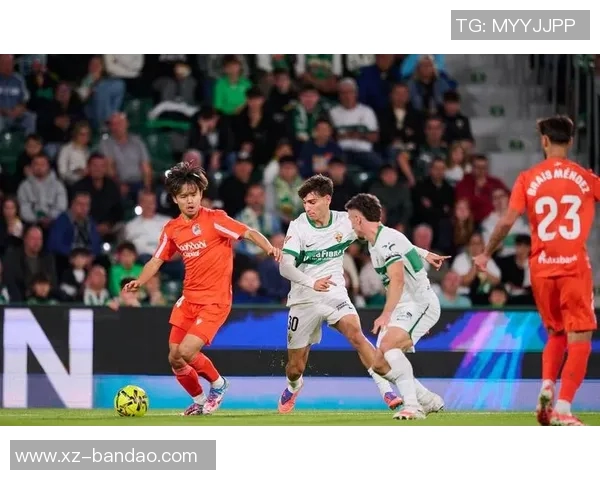 西媒报道皇马寻求创造力中场埃尔切新星门多萨成潜在目标 西媒报道皇马寻求创造力中场埃尔切新星门多萨成潜在目标