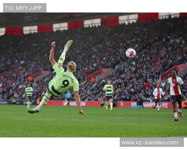 英媒曝佩雷茨租借合同无终止条款拜仁外租南安普顿遭遇困难